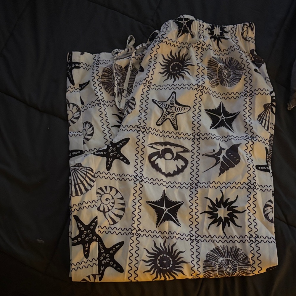 SHEIN Black and White Patterned Pants